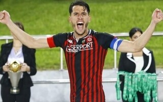 Египетский Ал Ахли активирует опцию выкупа для алжирского защитника