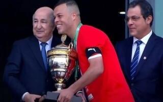 JS Kabylie выигрывает Алжирский футбольный кубок в 57-й раз